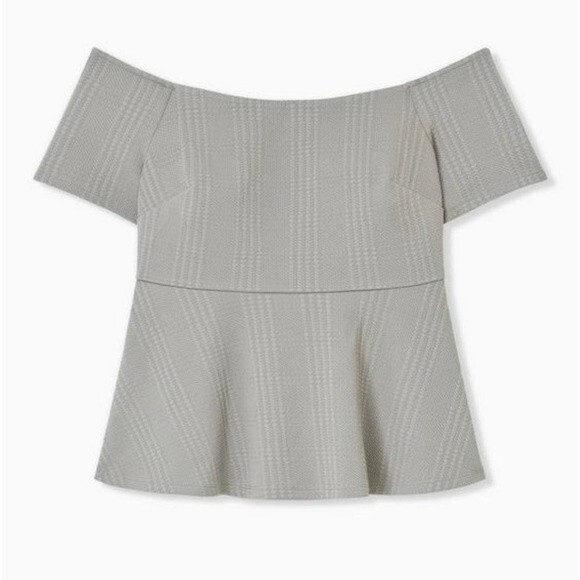 Women’s NWT Plus Size Gray Textured Off the shoulder Peplum Top going out casual - Picture 1 of 5